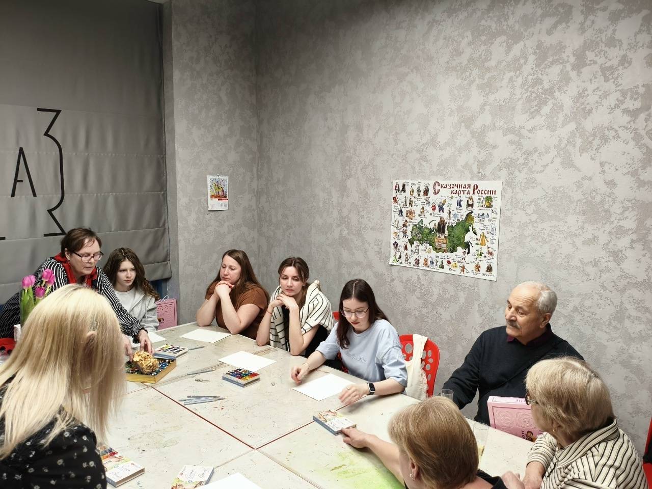 Участники мастер-класса по акварельной живописи