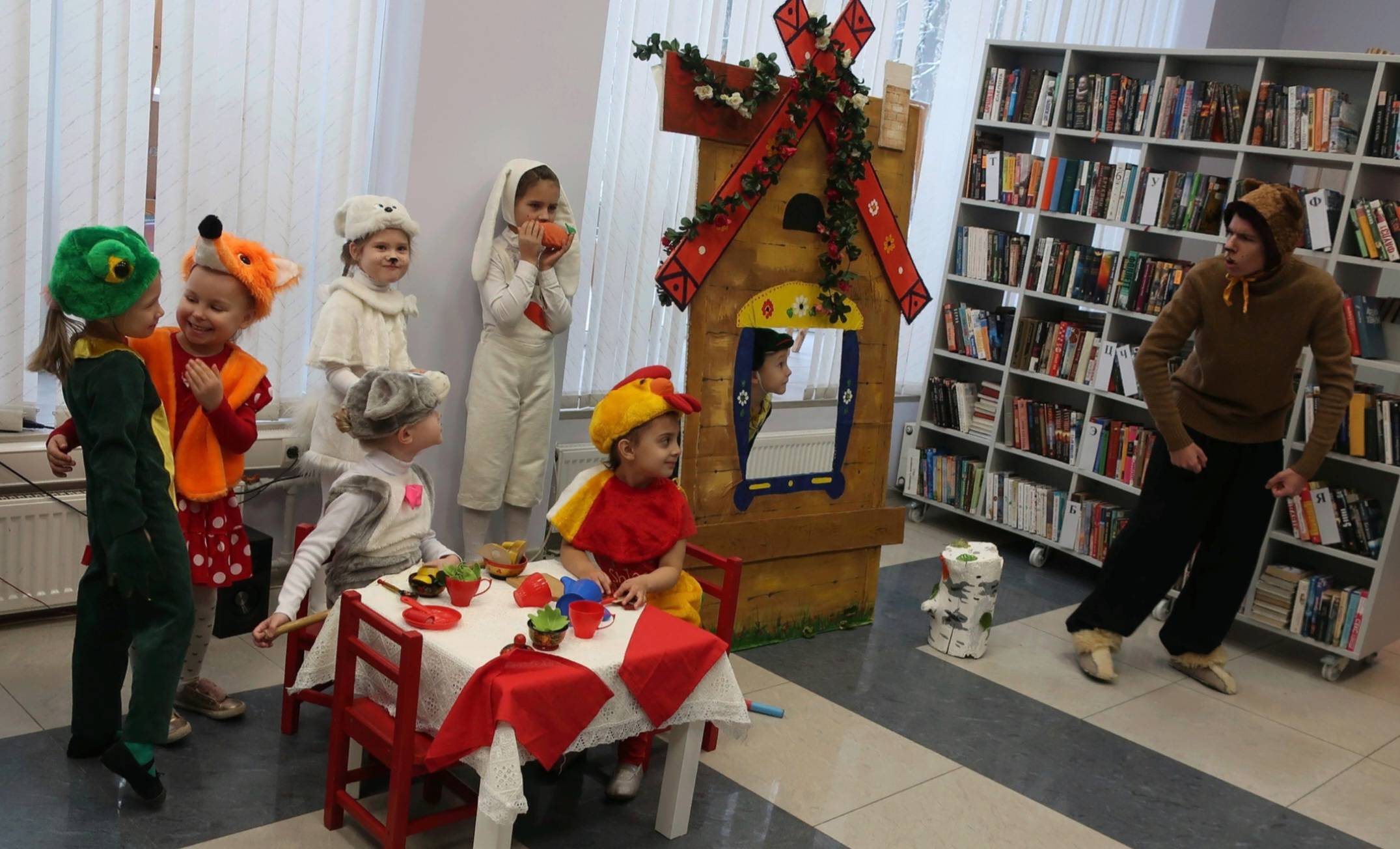 Спектакль «Теремок»