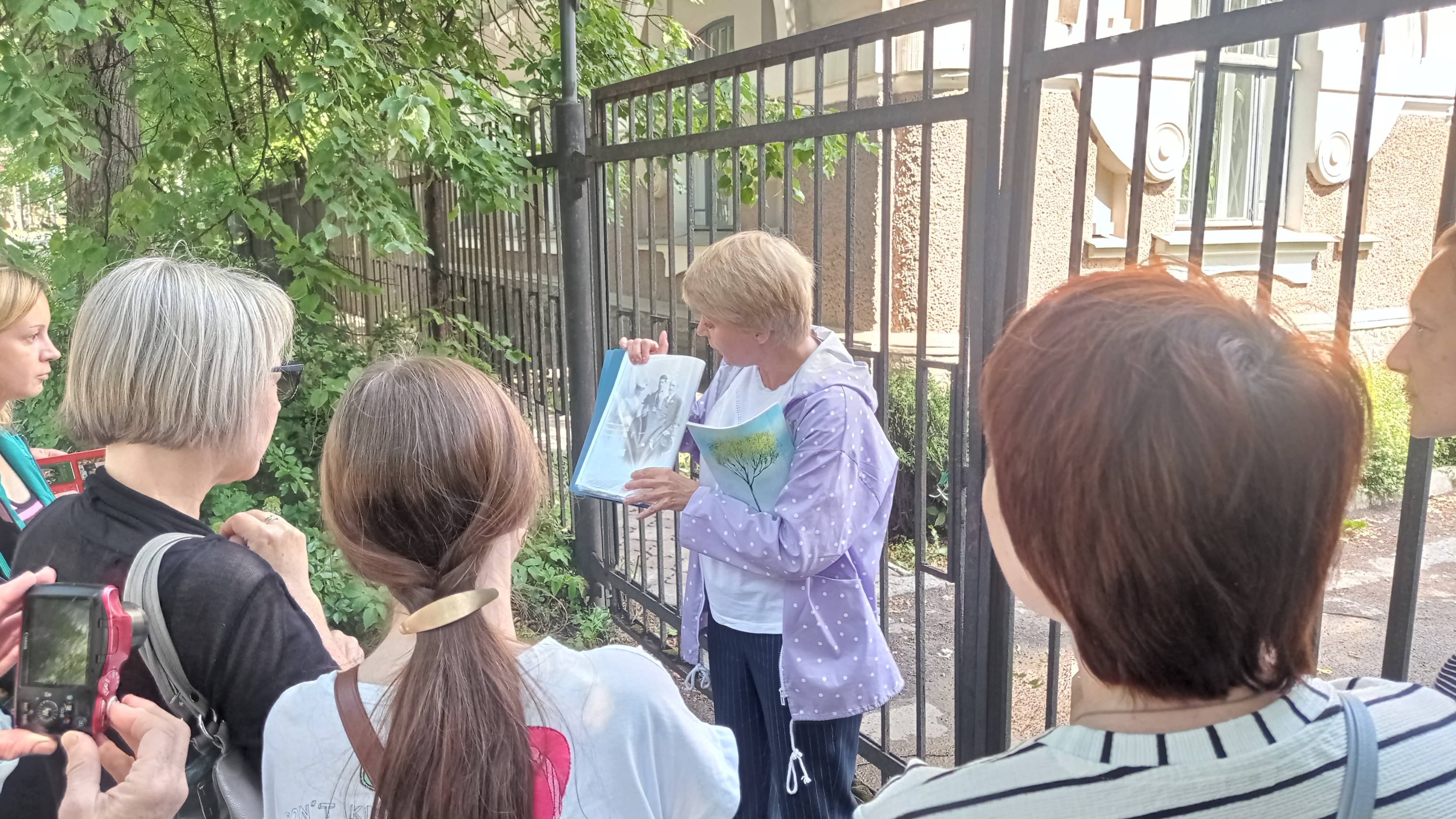 Краеведческая прогулка «Кайгородов и Коммерческое училище в Лесном»