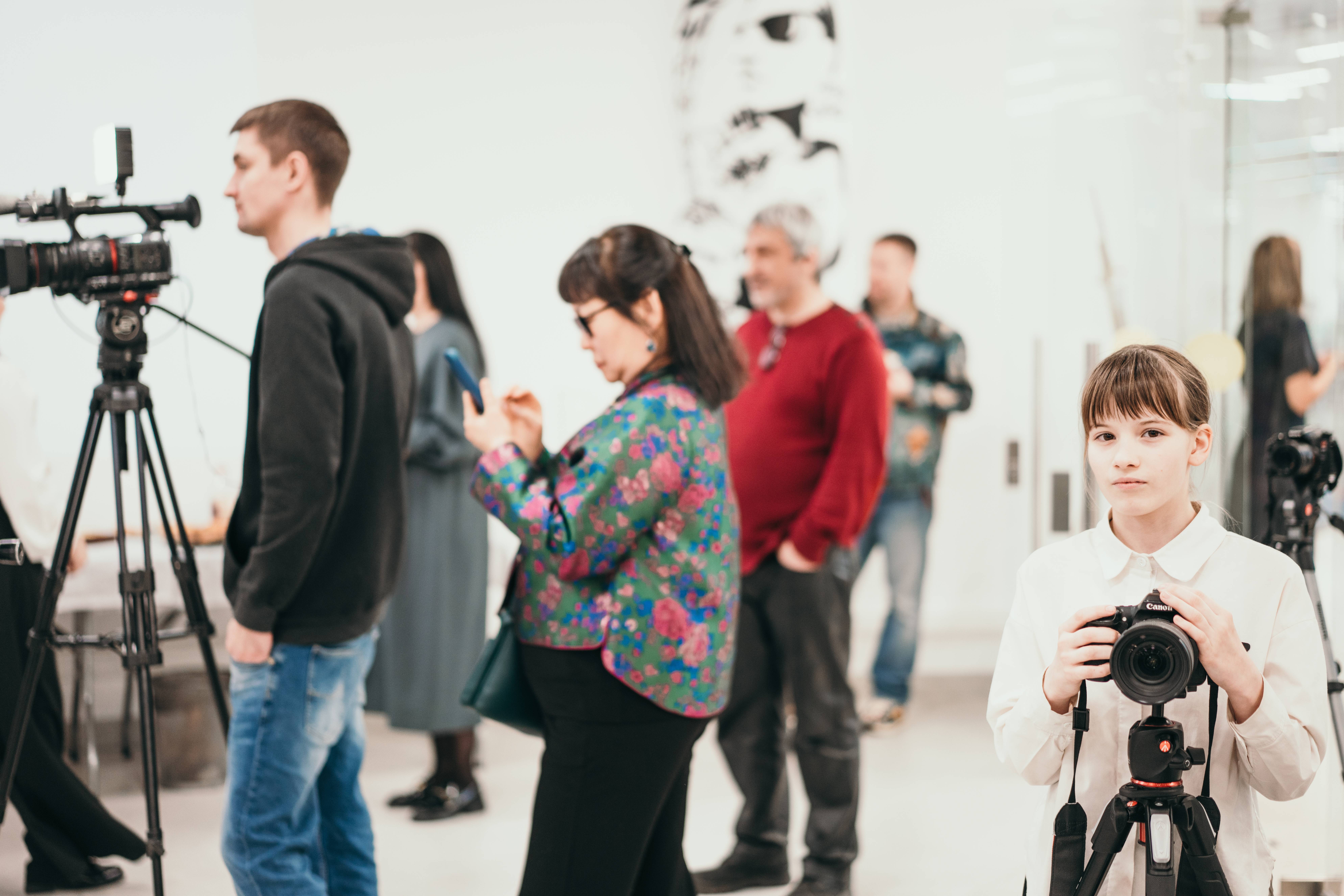 Съемка телевизионного сюжета об открытии Библиотеки-мастерской