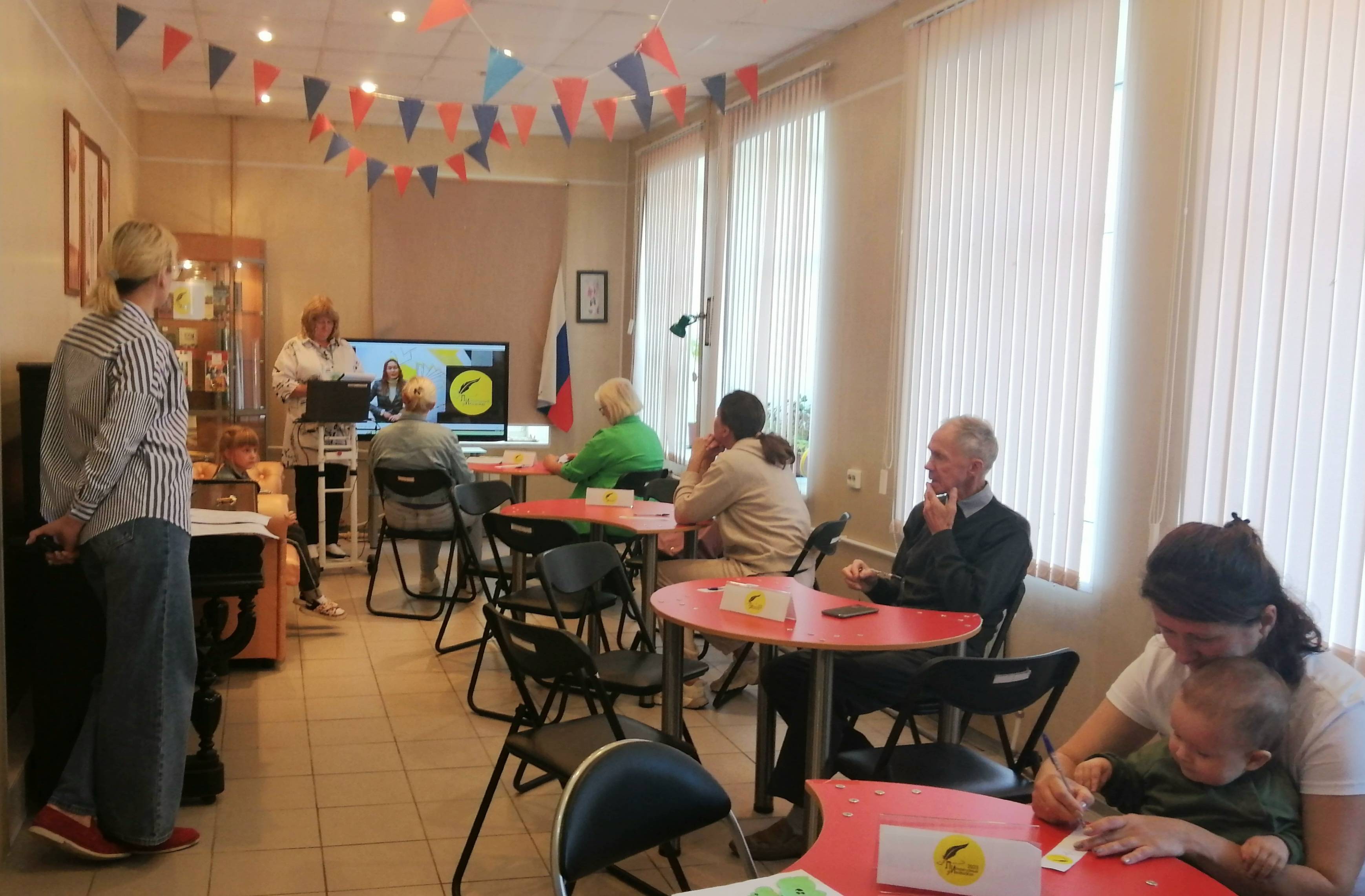 Литературный диктант состоялся в библиотеках Выборгского района 2