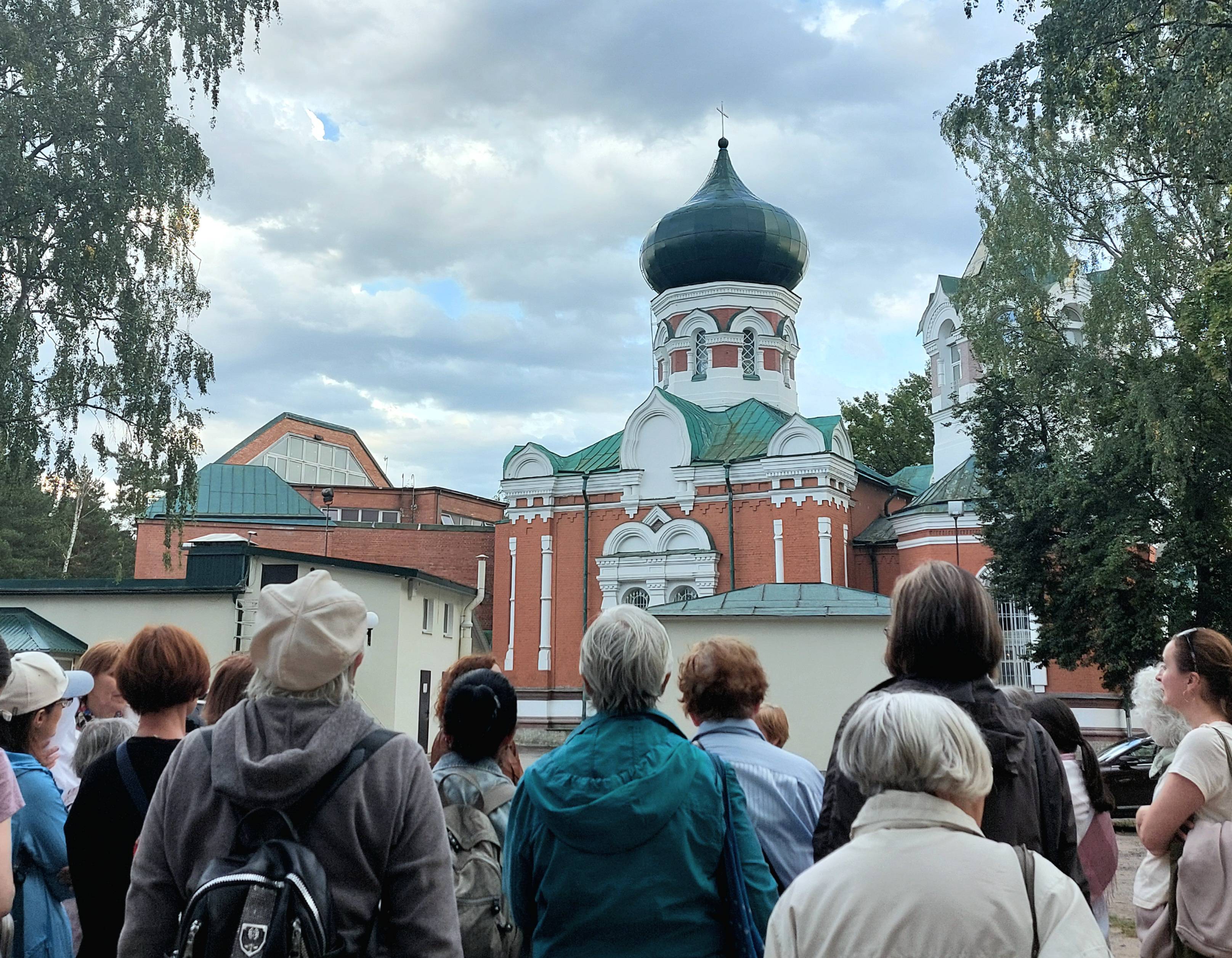 Краеведческая прогулка «Религиозная жизнь Озерков»
