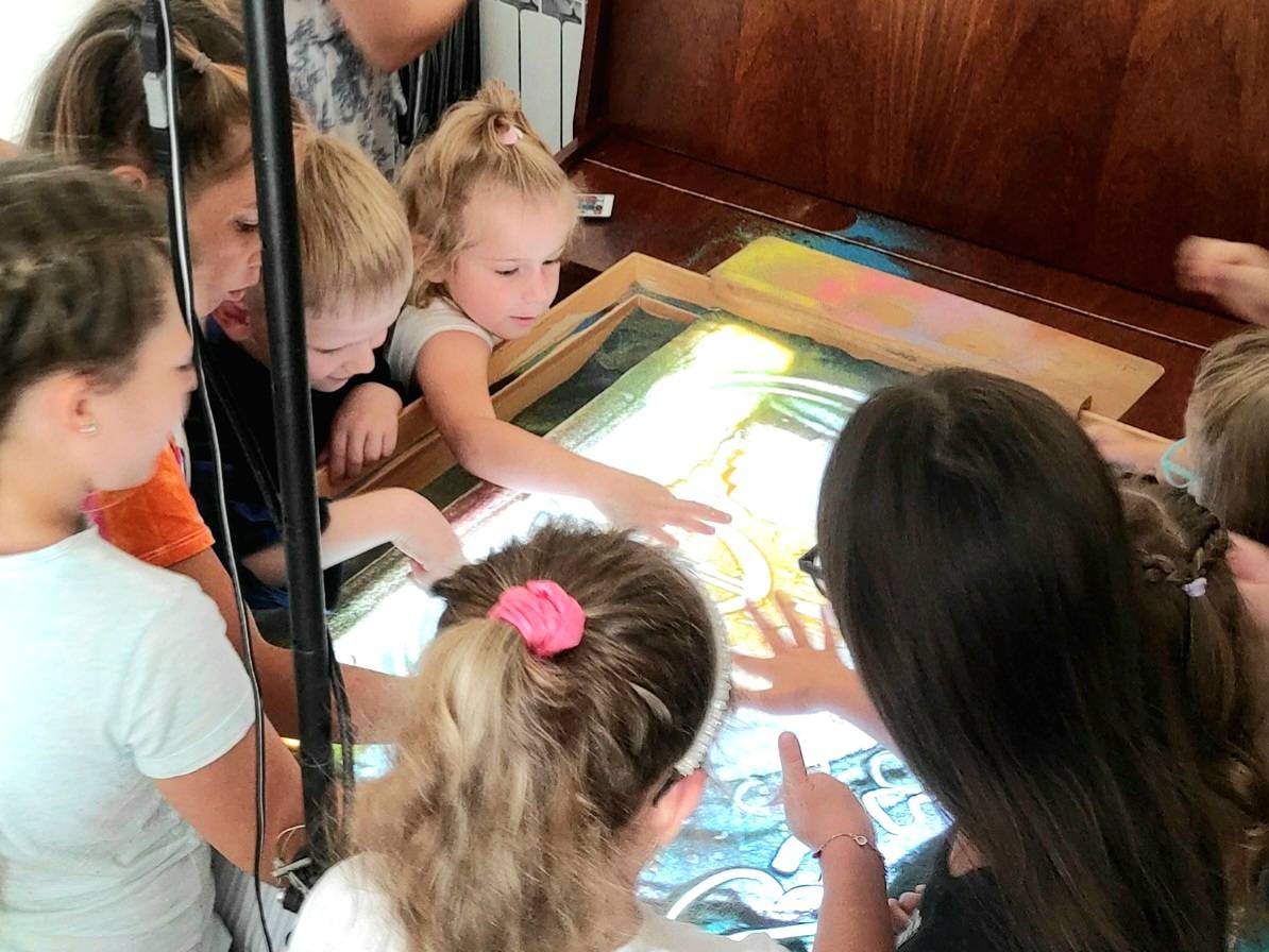 Интерактивный песочный спектакль «Тайна золотого ключика»