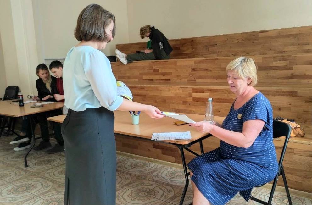 Литературный диктант состоялся в библиотеках Выборгского района 4