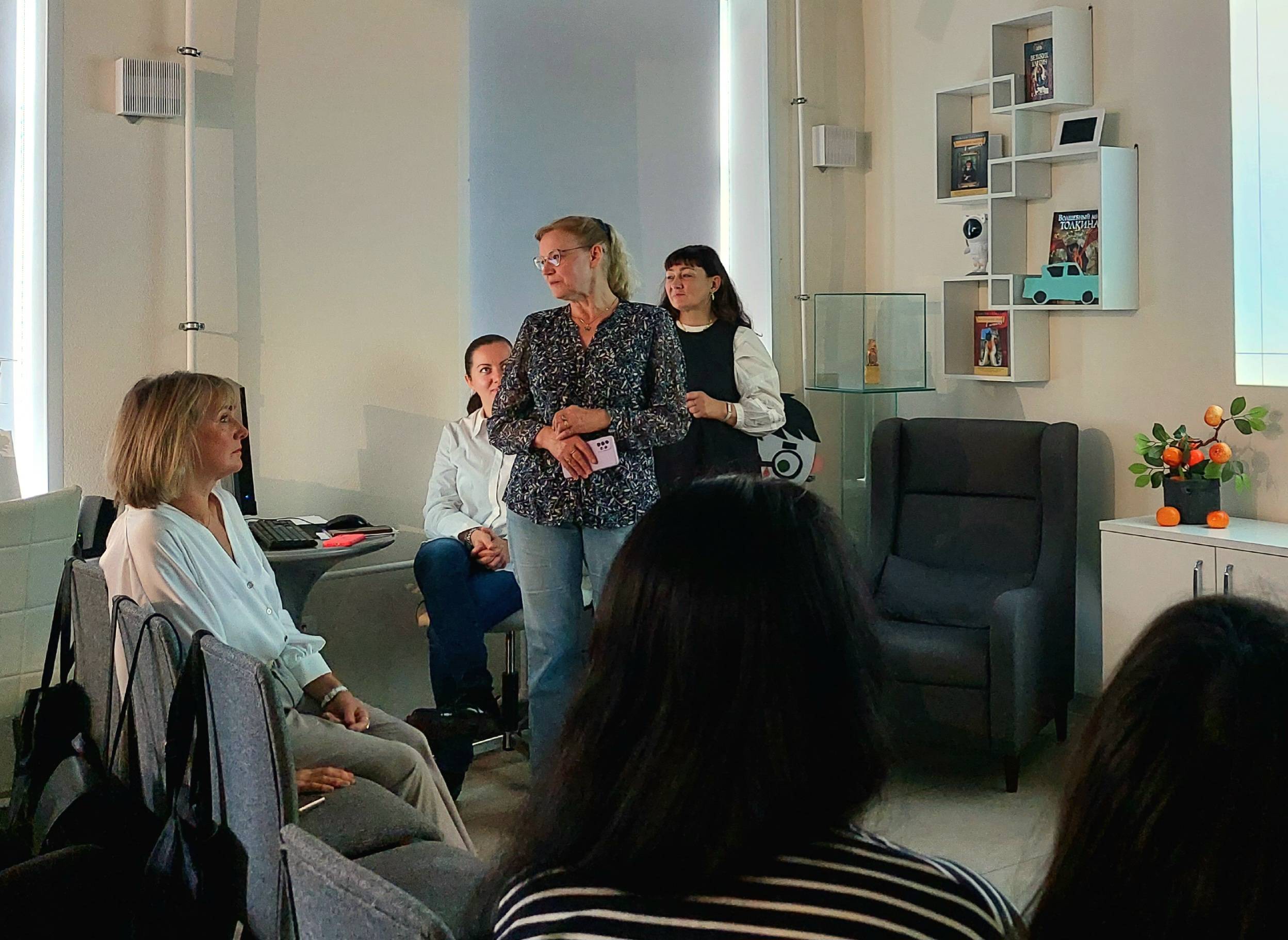 Библиотечные системы Выборгского и Петродворцового районов: новые грани сотрудничества