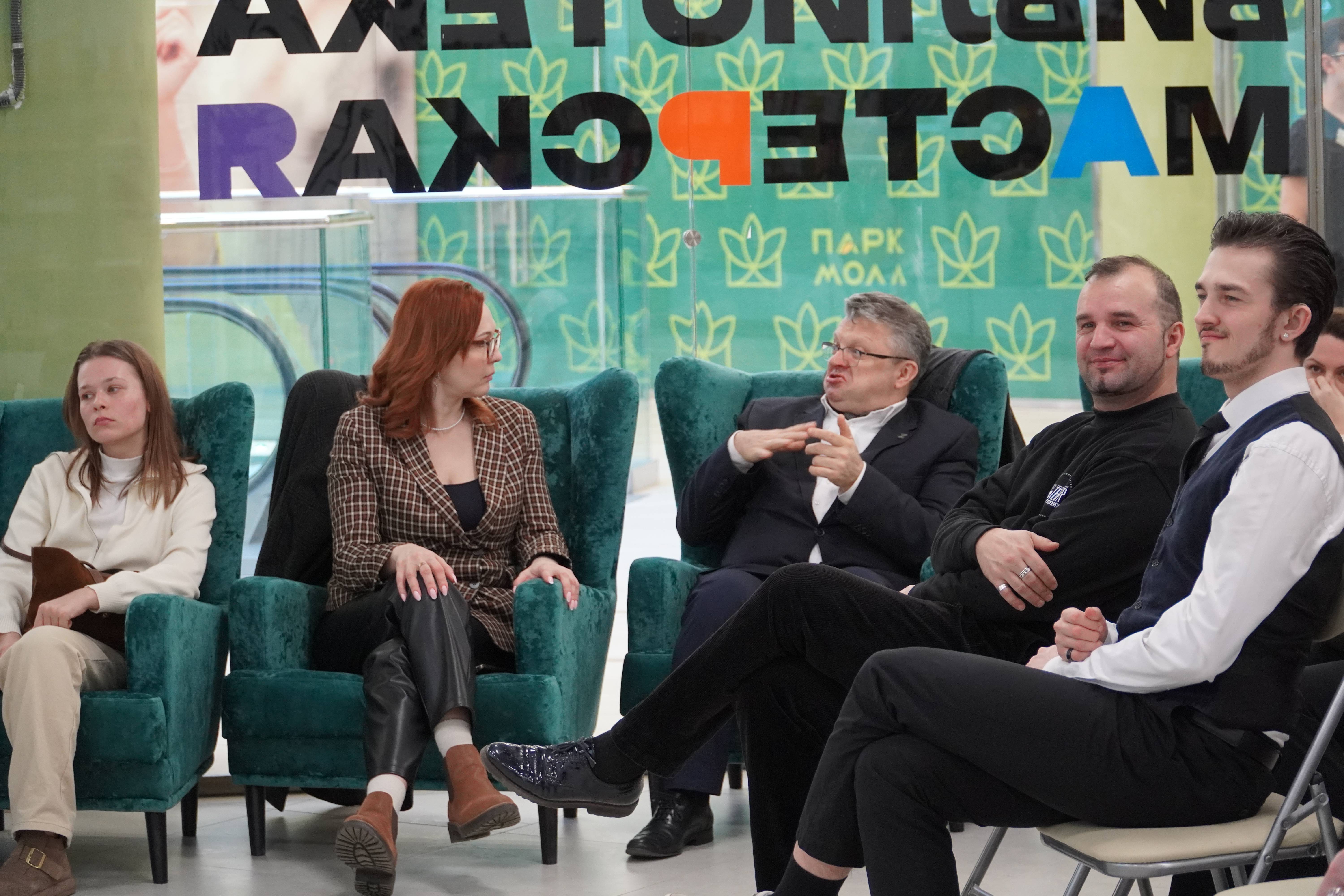 Гости открытия Проектного офиса