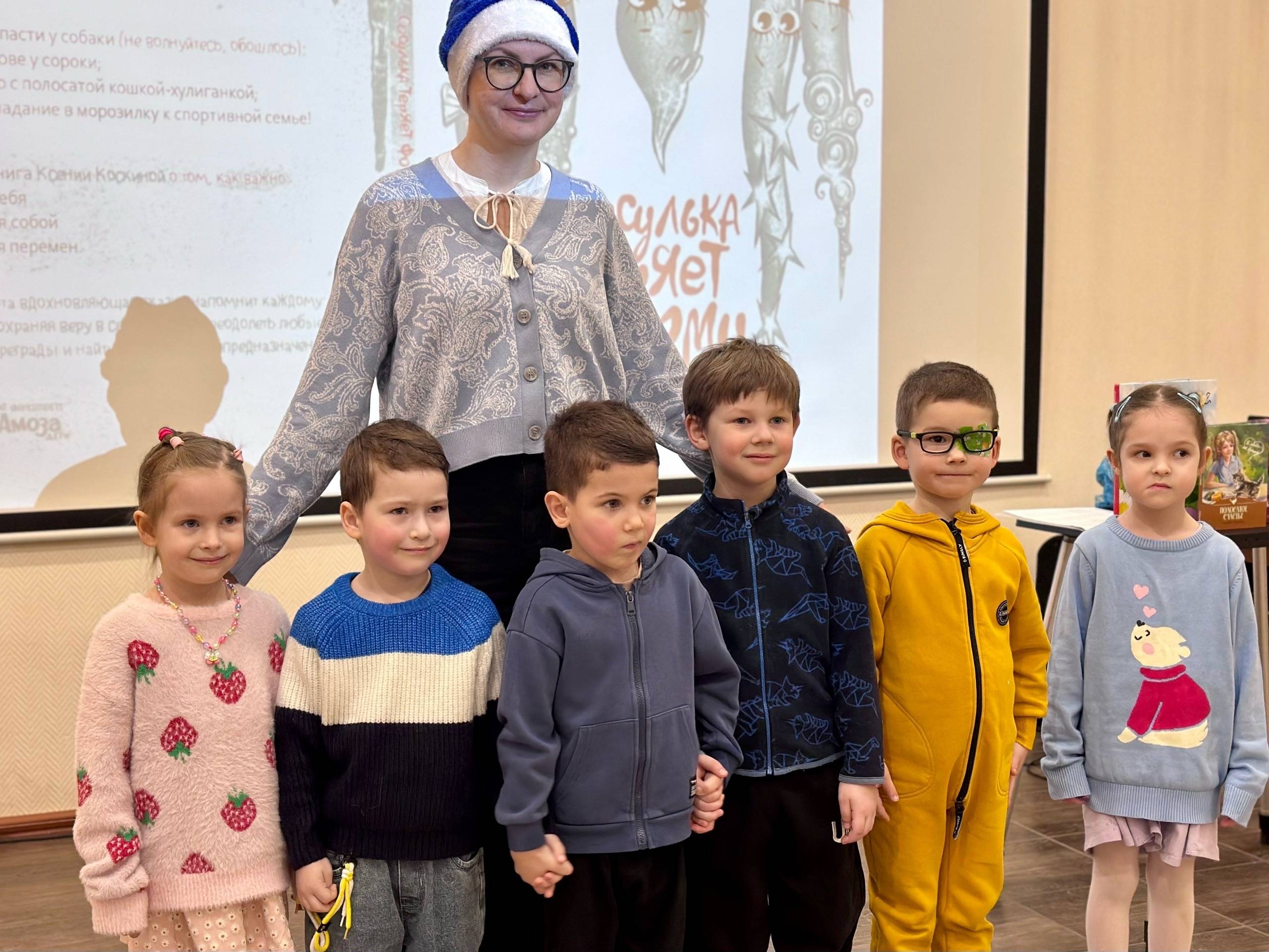 Общее фото с юными участниками встречи