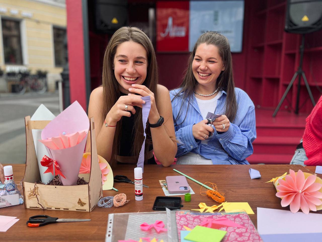 День знаний на фестивале «Книжные аллеи»