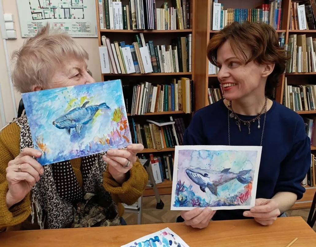 Участники занятия со своими работами