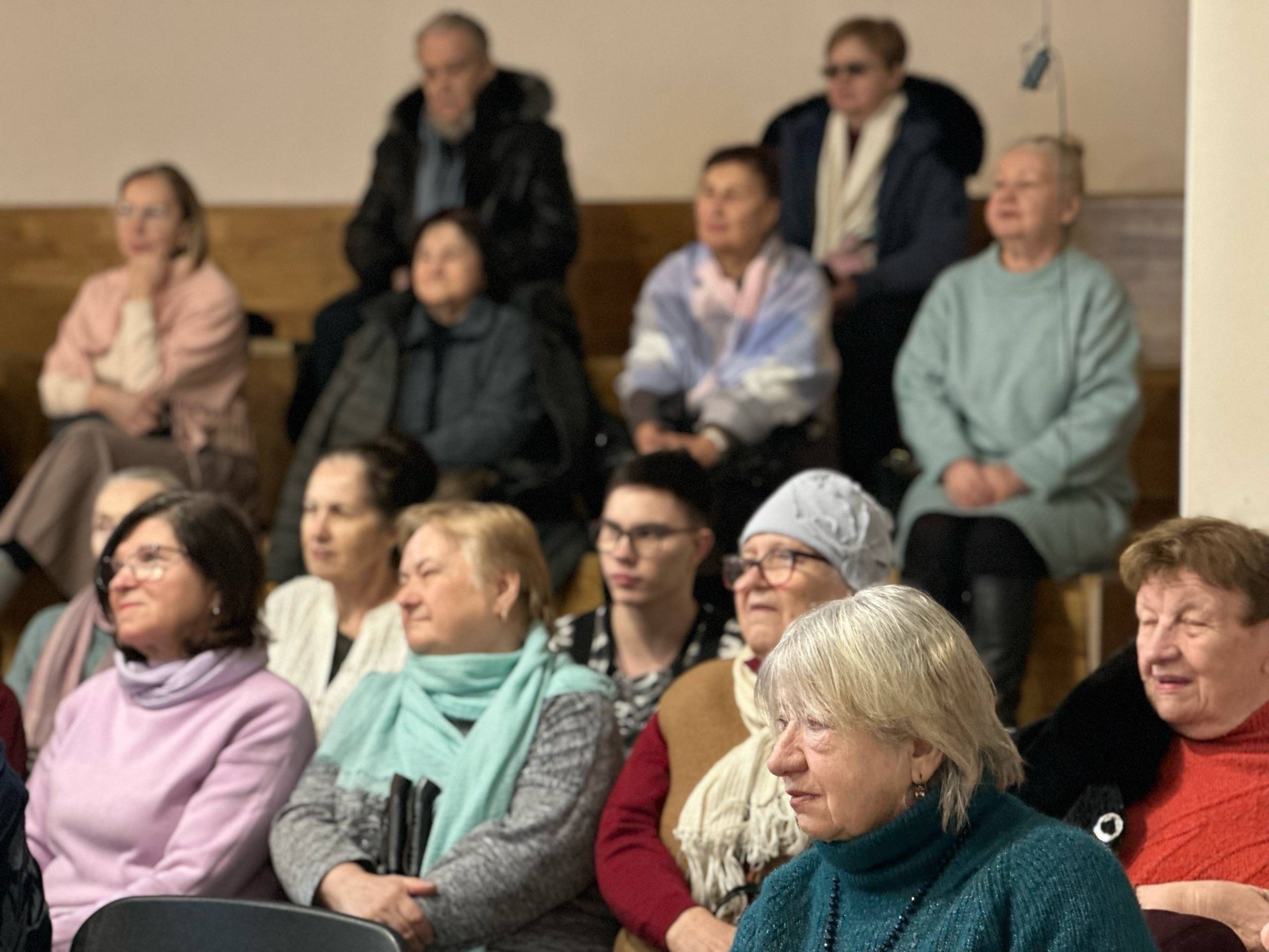 Зрительный зал концерта «Романс и декоданс»