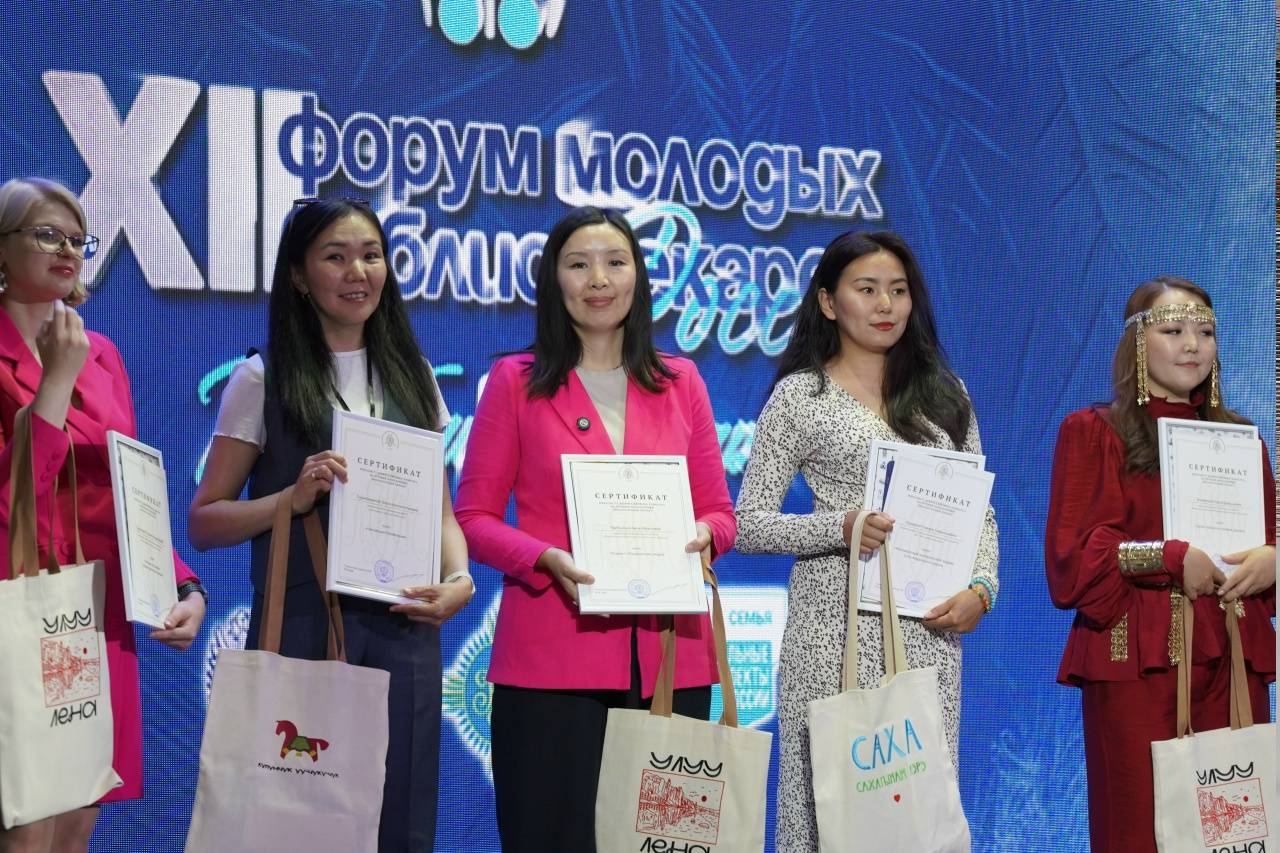 Все финалисты конкурса получили сертификаты на консультацию от экспертов Проектного офиса «РОСТ»